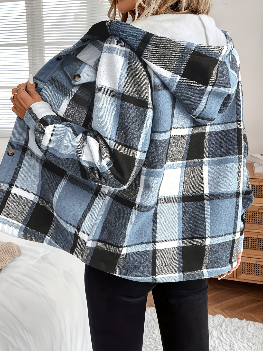 Women's Fleece Lined Hooded Plaid Shacket 10