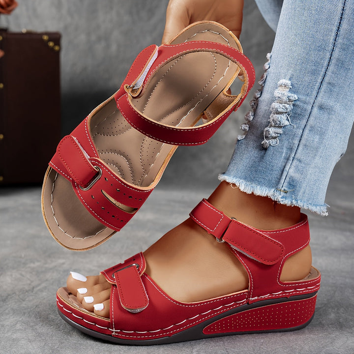 Neve | Orthopedic Sandals with Adjustable Straps