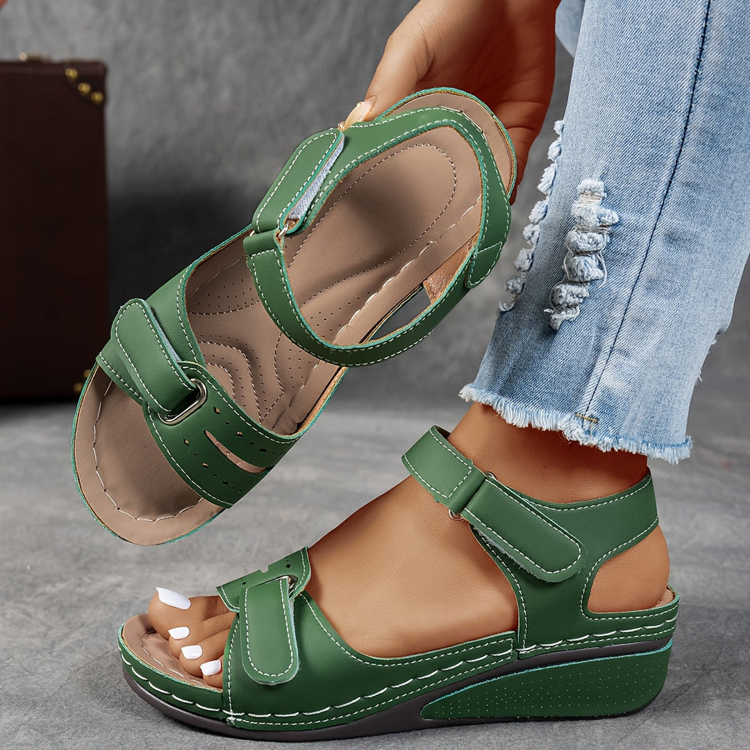 Neve | Orthopedic Sandals with Adjustable Straps