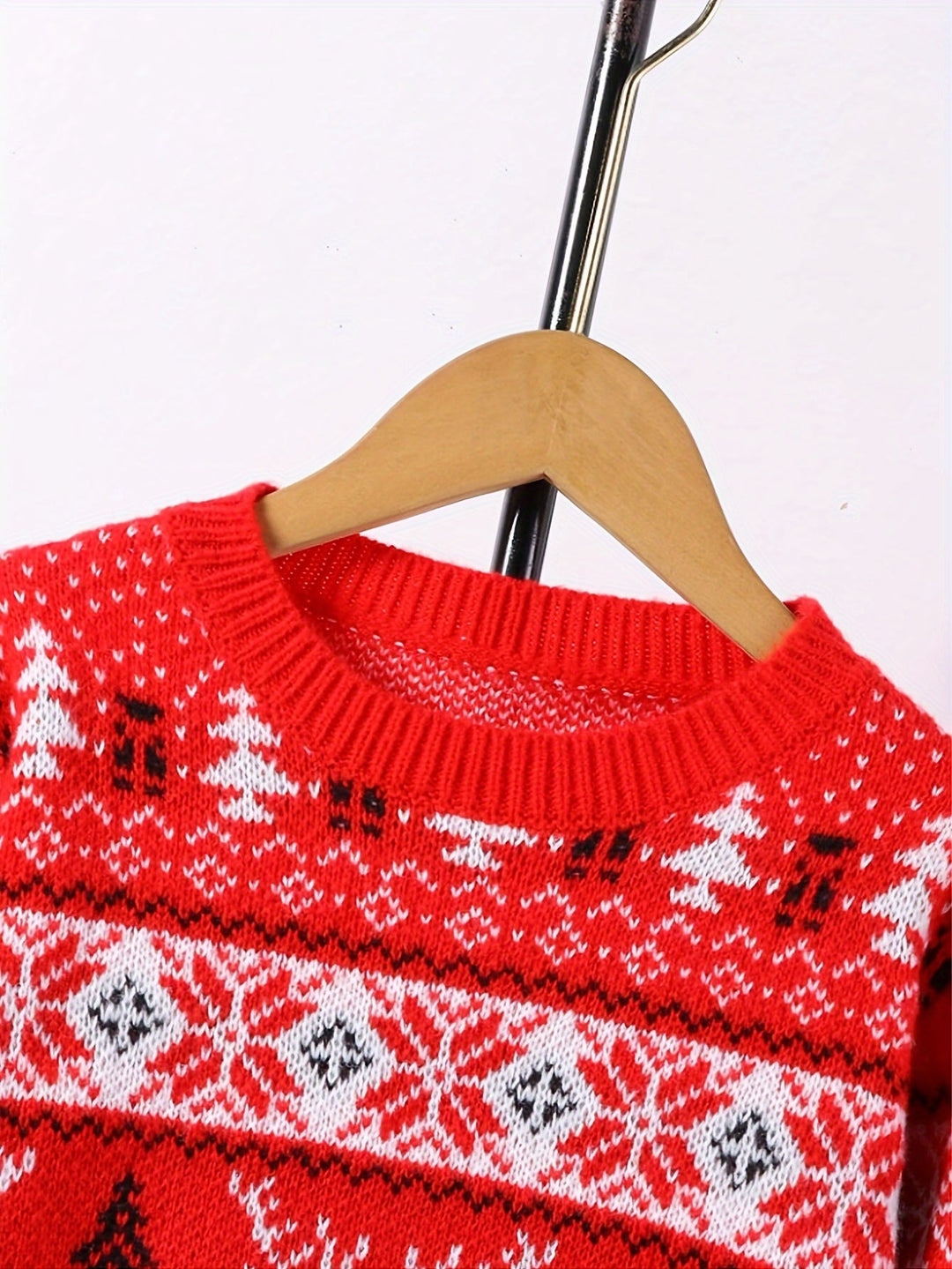 Men's Red Nordic Christmas Jumper - Red