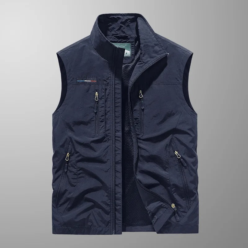 Malahide | Men's Multi-Pocket Outdoor Gilet with Zip Pockets