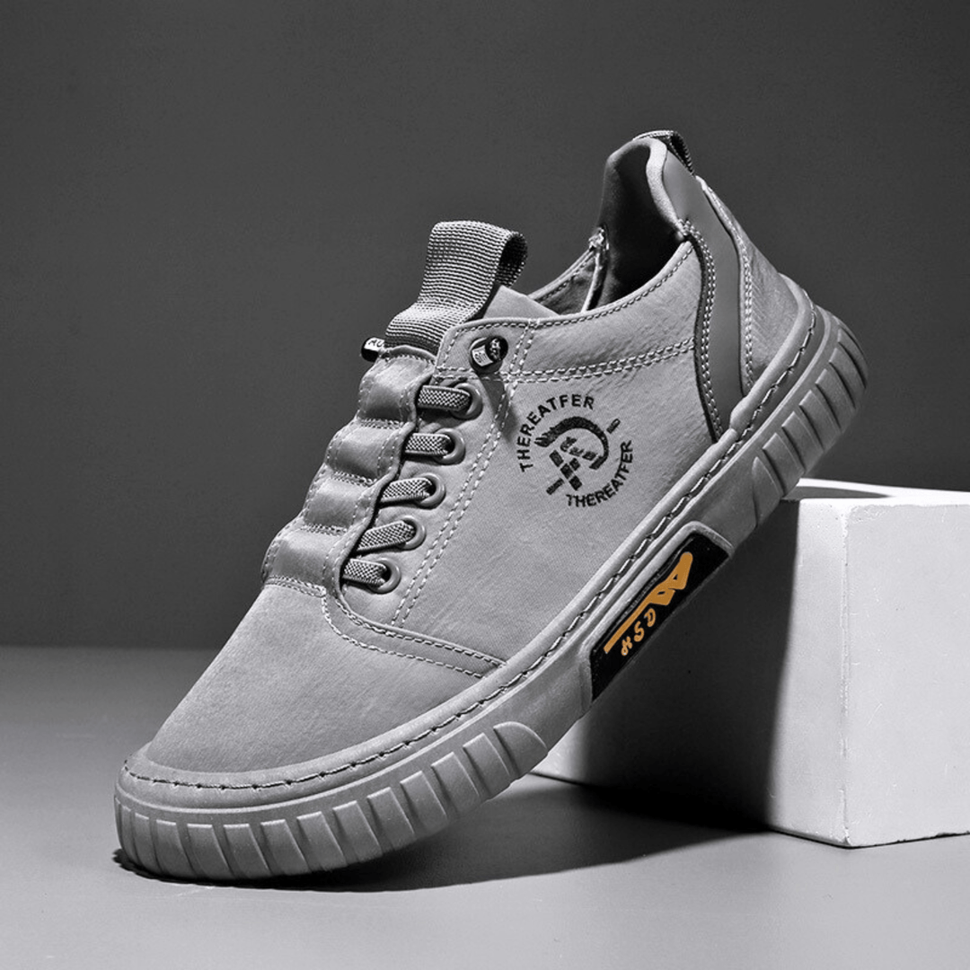 Oisín | Men's Chunky Sole Lace-Up Trainers